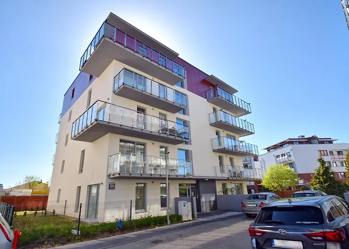 Apartamento Bursztyn 1 Z Ogródkiem I Garażem